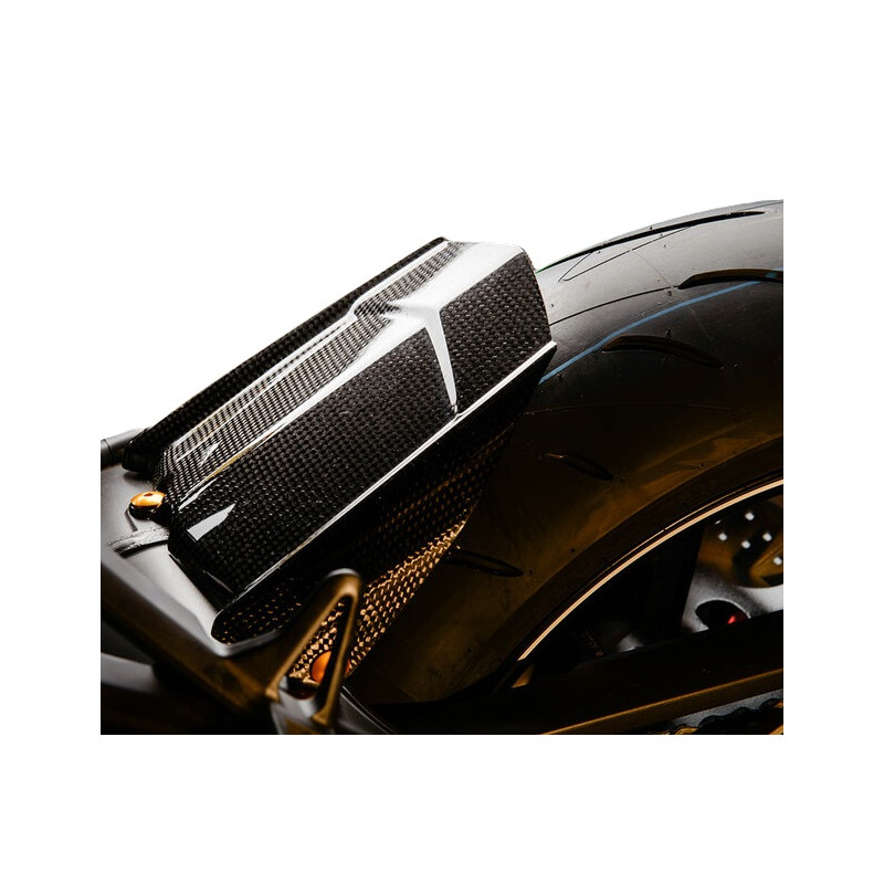 1072205-CARY8920 : Garde boue arrière LighTech carbone brillant Yamaha MT09 1072205-CARY8920 : Garde boue arrière LighTech carbone brillant Yamaha MT09