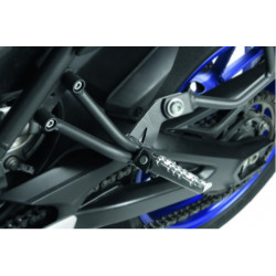 FS421545570005 : Kit de rabaissement pour repose pieds Hepco-Becker Yamaha MT09