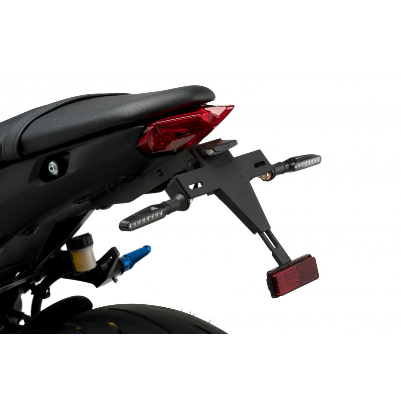 PACK2-SUP-PLAQUE-MT09 : Komplettes **Kennzeichenhalter-Kit** Puig 2021-2023 Yamaha MT09
