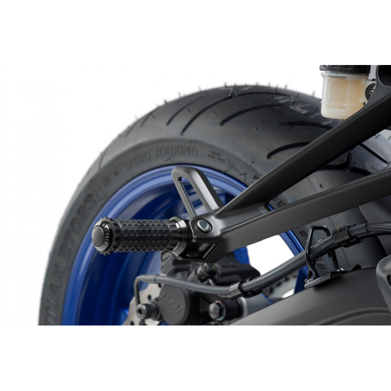 9193N+20839N+3838N : Passenger Footpegs R-Fighter S Puig 2021-2025 Yamaha MT09 9193N+20839N+3838N : Passenger Footpegs R-Fighter S Puig 2021-2025 Yamaha MT09