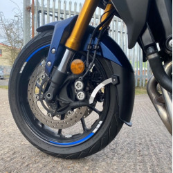 052453 : Extra Pyramid Front Fender Extension 2017-2020 Yamaha MT09