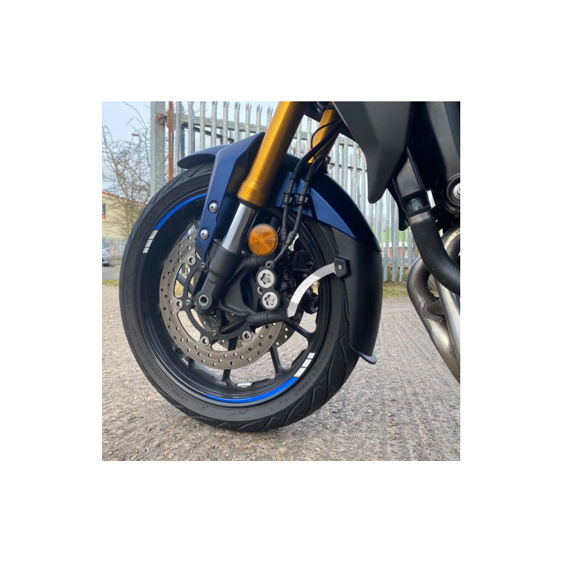 052453 : Extra Pyramid Front Fender Extension 2017-2020 Yamaha MT09 052453 : Extra Pyramid Front Fender Extension 2017-2020 Yamaha MT09