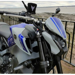 22160YB : Pyramid Windshield 2021-2023 Yamaha MT09