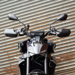 30209M : copy of Protège-mains Pyramid 2021-2023 Yamaha MT09