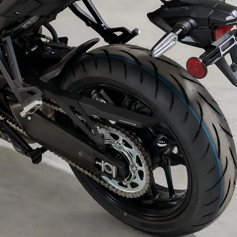 07200 : Extension de protection de chaîne Pyramid Yamaha MT-09