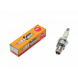 1155258-97418 : Bujía NGK Estándar - LMAR9A-9 Yamaha MT-09